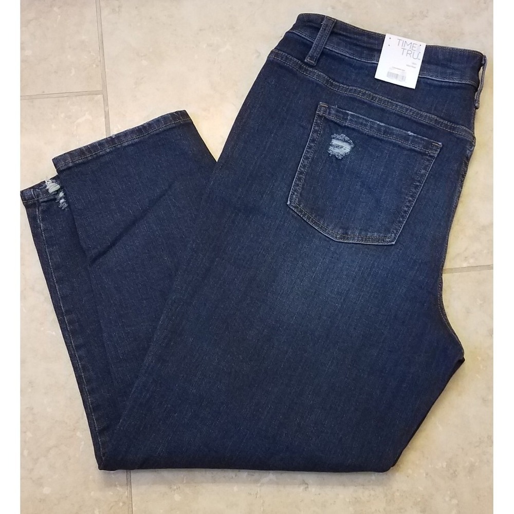 Time and Tru Women Slim Boyfriend Crop Jeans Distressed Pants sz 14 NEW